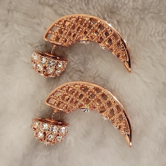 Beautiful Butler Rose Coloured 925 Earrings - Picture 1 of 6